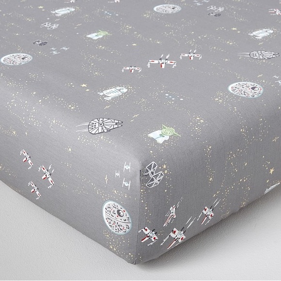 Pottery Barn Baby Crib Sheet Star Wars Yoda R2D2 Death Star X Wing Fighters - Picture 1 of 5